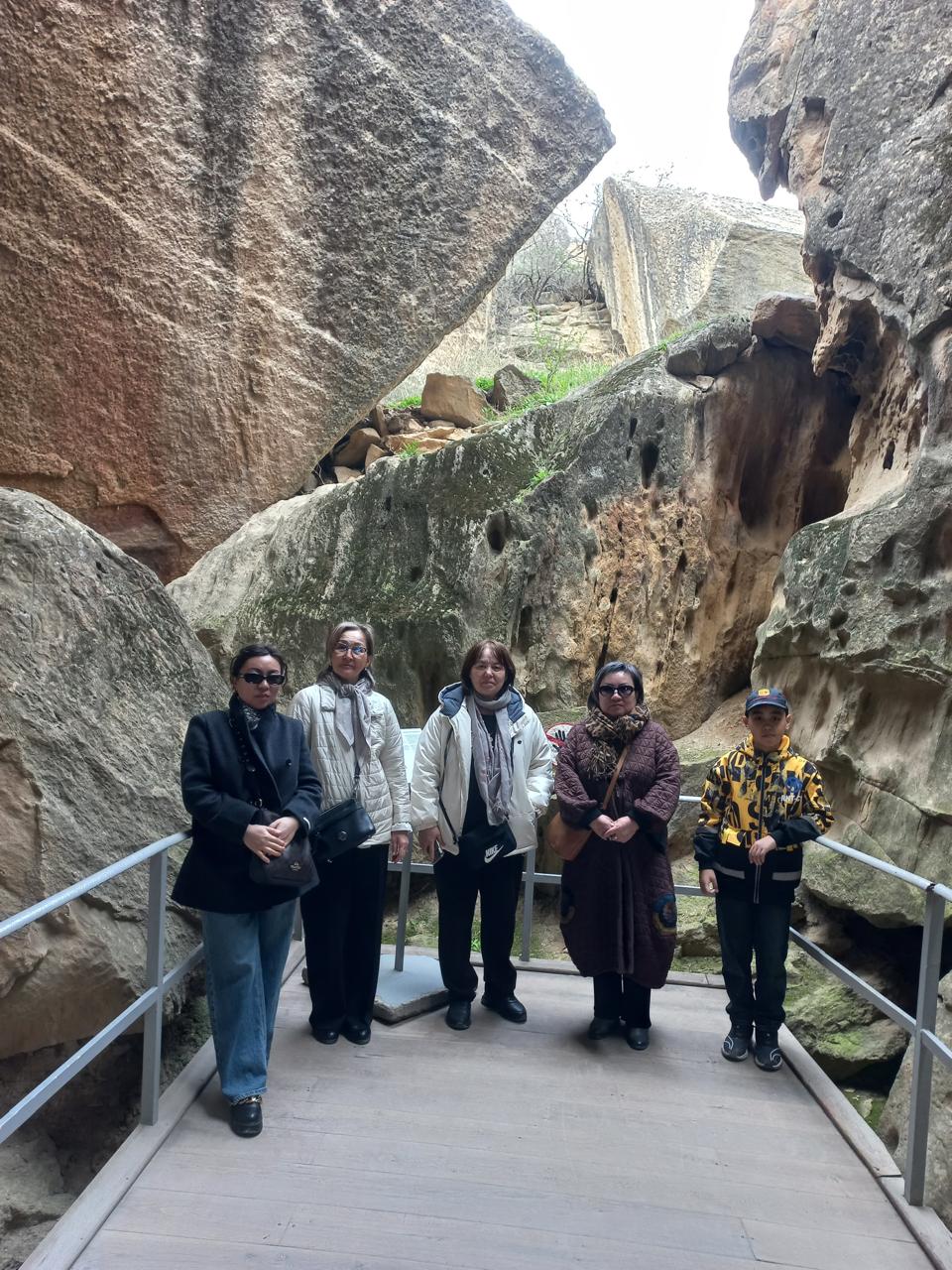 Mud Volcanoes & Gobustan Tour